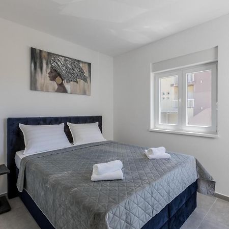 Carpe Diem Luxury Apartments Rogoznica  Buitenkant foto