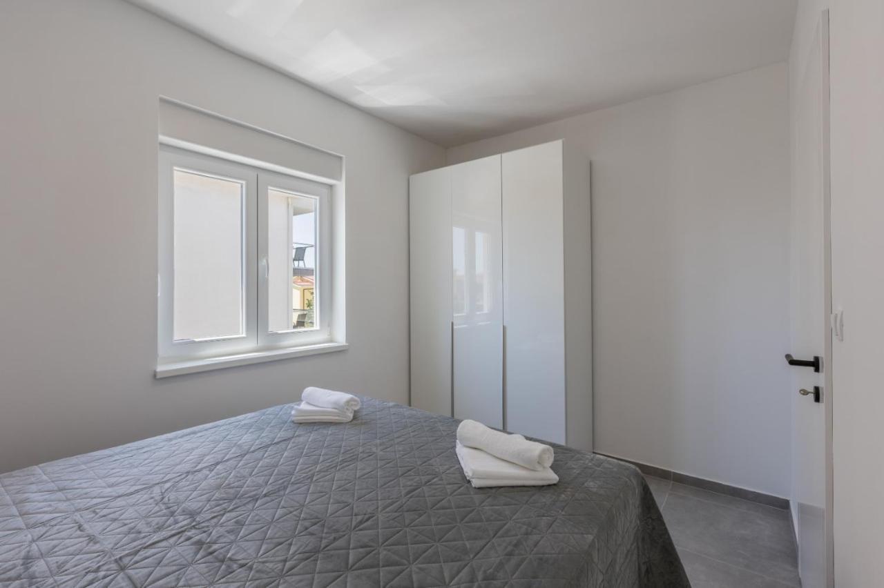 Carpe Diem Luxury Apartments Rogoznica  Buitenkant foto