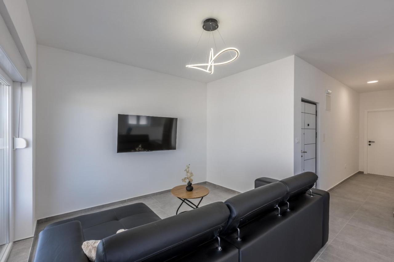 Carpe Diem Luxury Apartments Rogoznica  Buitenkant foto