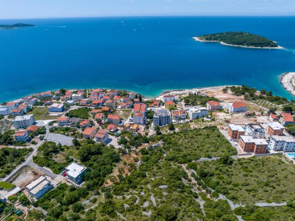 Carpe Diem Luxury Apartments Rogoznica  Buitenkant foto