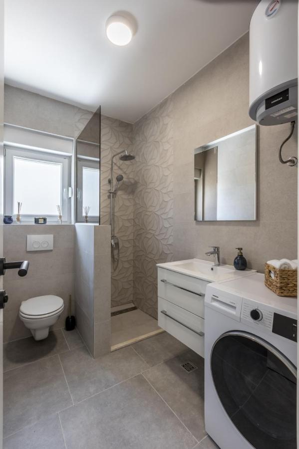 Carpe Diem Luxury Apartments Rogoznica  Buitenkant foto